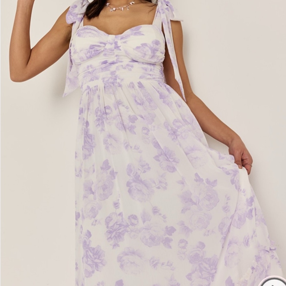 Francesca's Collections Lilac Floral Maxi Dress